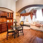 Nosticova Heritage 4*
