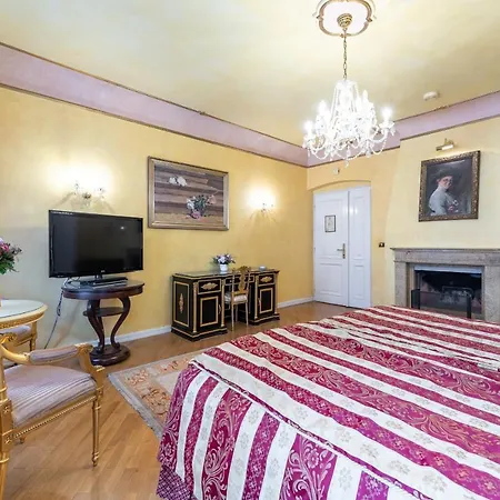 Nosticova Aparthotel *