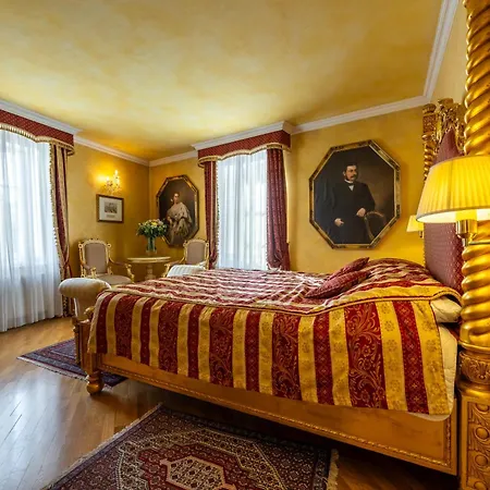 Apart Otel Nosticova Heritage
