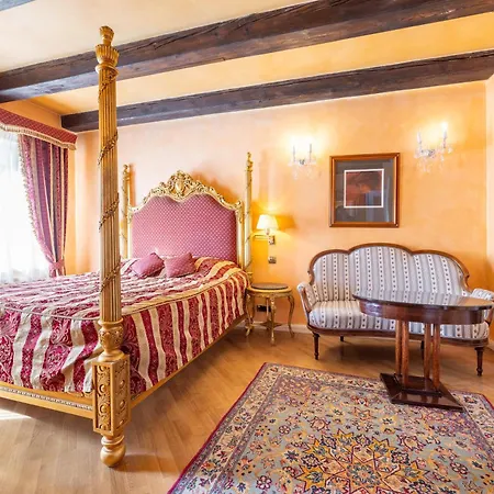 Apart Otel Nosticova Heritage *