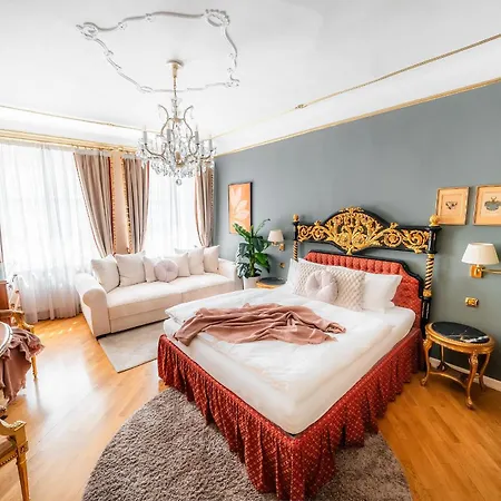 Nosticova Heritage 4*