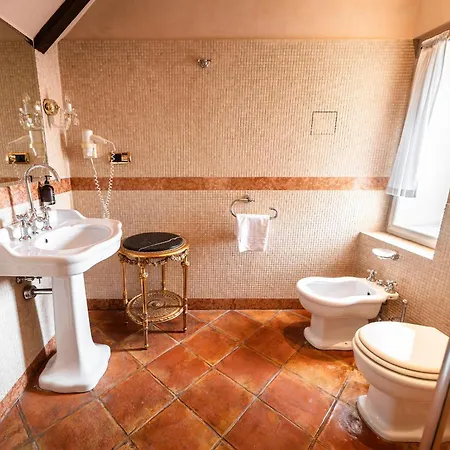 Nosticova Heritage 4*