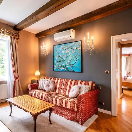 Nosticova Heritage Ξενοδοχείο 4*