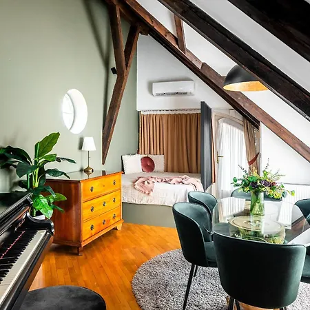 Hotel Nosticova Heritage 4*