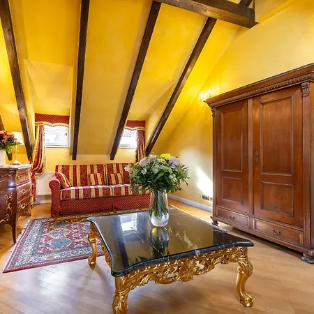 Nosticova Heritage Ξενοδοχείο 4*