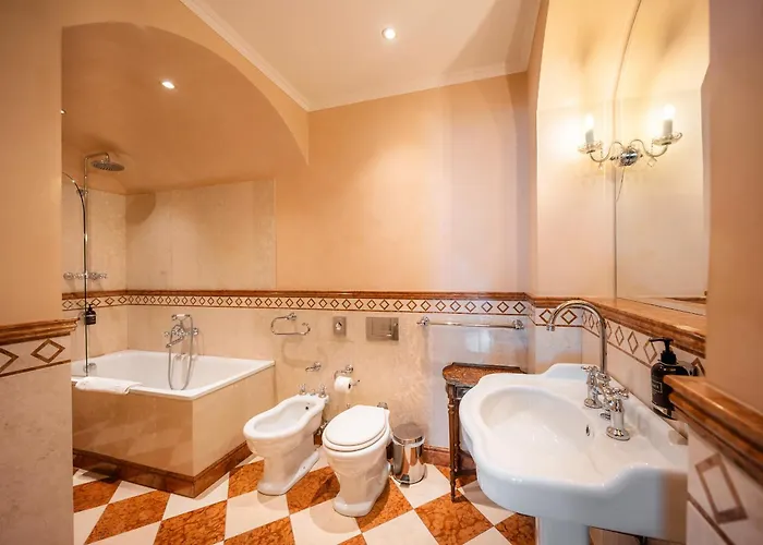 Nosticova Heritage 4*