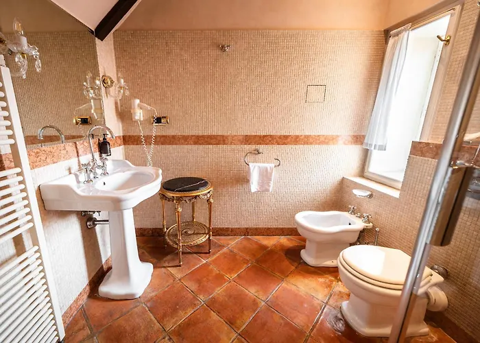 Nosticova Heritage 4*