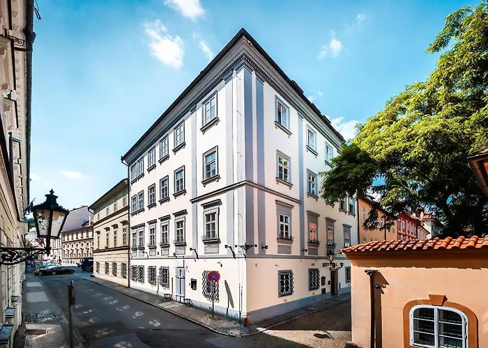 Nosticova Heritage 4*